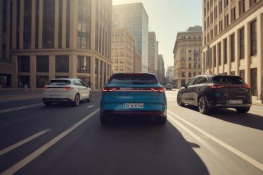 Assurance auto et véhicules électriques : impact sur le malus et tarifs en 2024